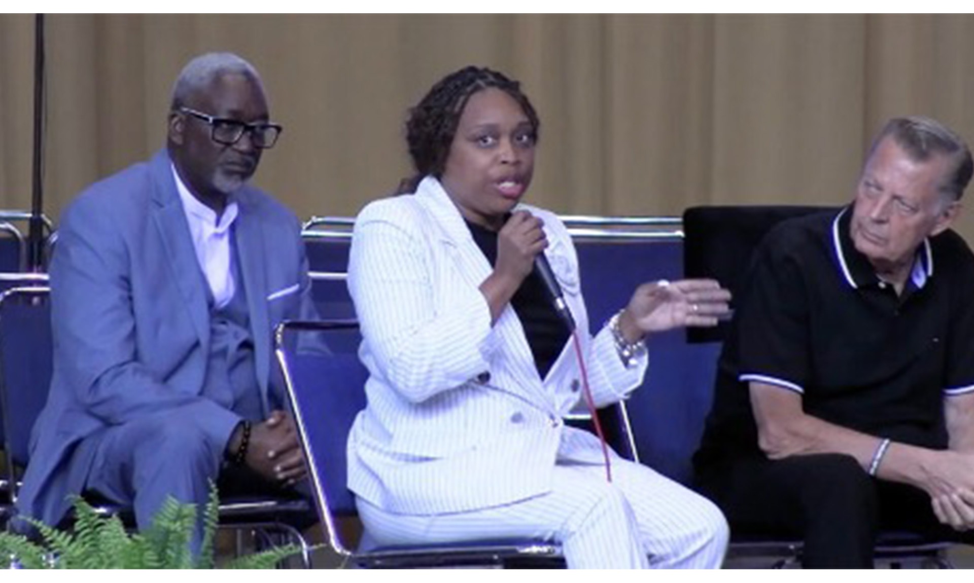 Rev. Ciera Bates-Chamberlain speaks during PNBC panel discussion
